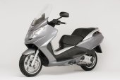 2010 Peugeot Satelis 250 photo